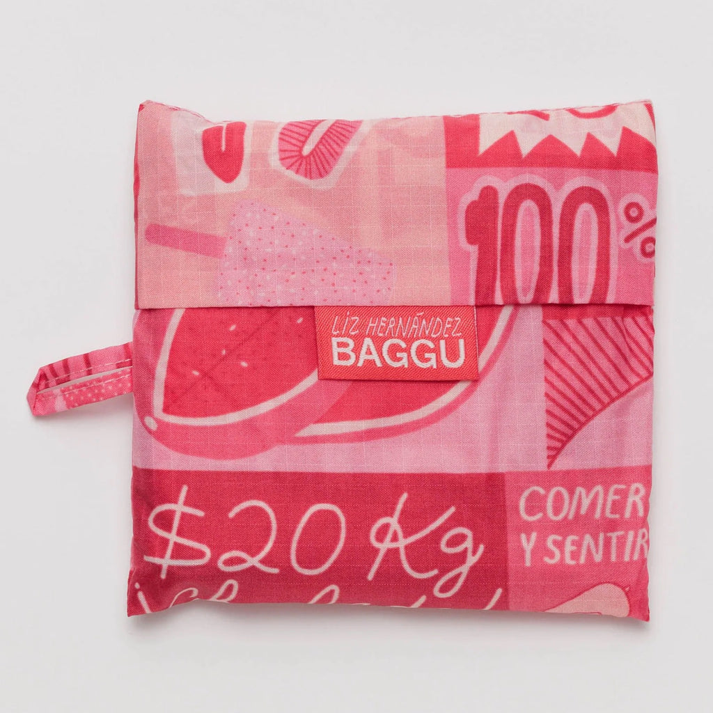 Standard Baggu Mercado folded.