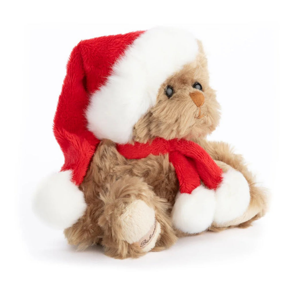 Angle view of Cute Tomtenisse Bear.