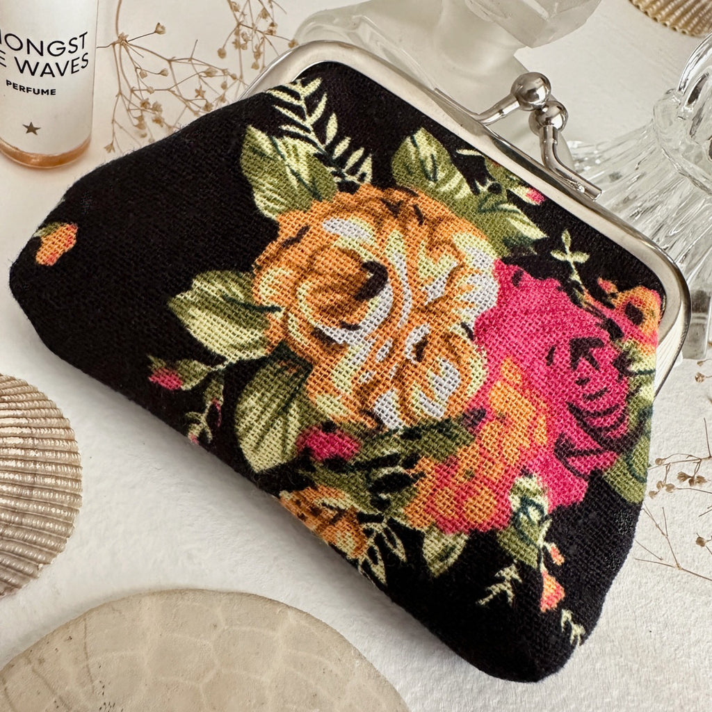 Chintz Floral Change Purse Black.