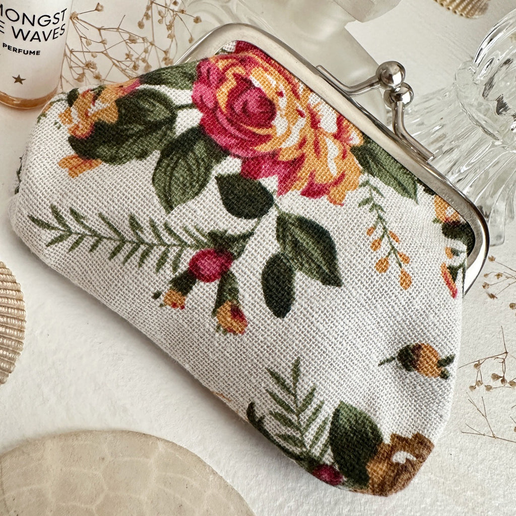 Chintz Floral Change Purse Linen.