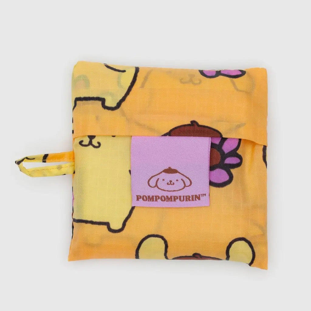 Closed view of Baby Baggu Pompompurin.