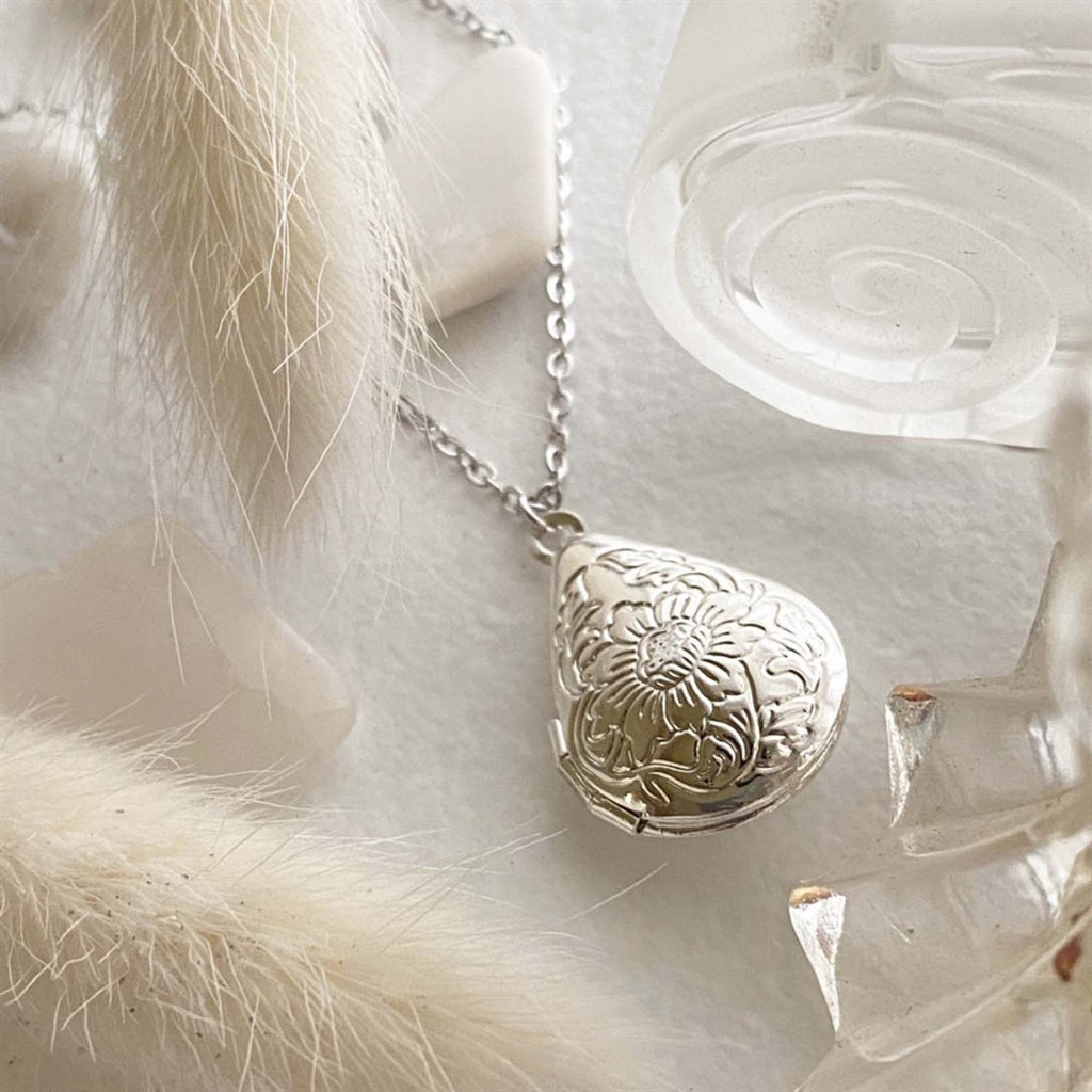 Floral Design Teardrop Locket Necklace Silver.