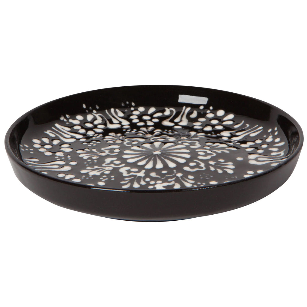 Front of Black Evani Dish.