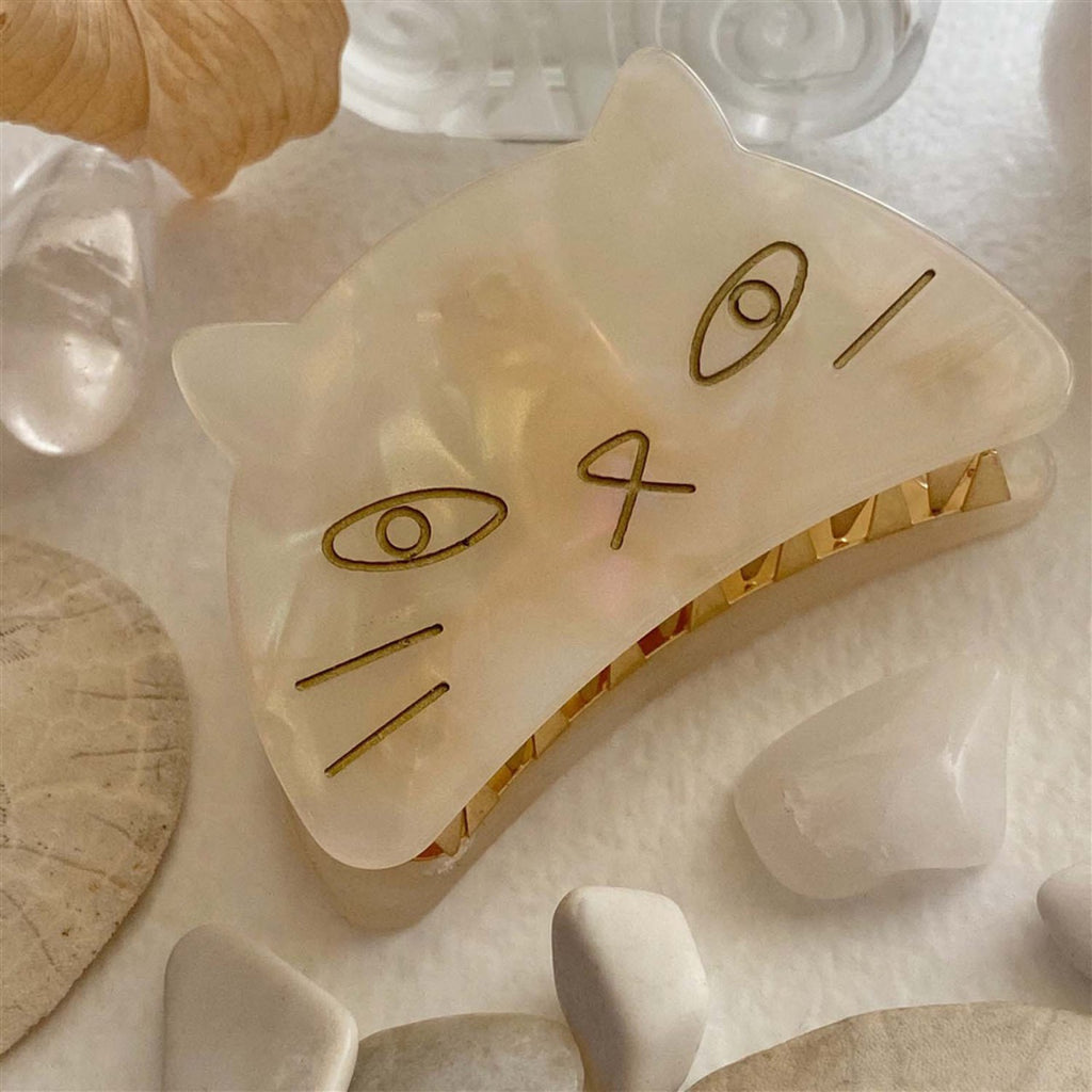 Grumpy Cat Hair Claw Mother of Pearl.