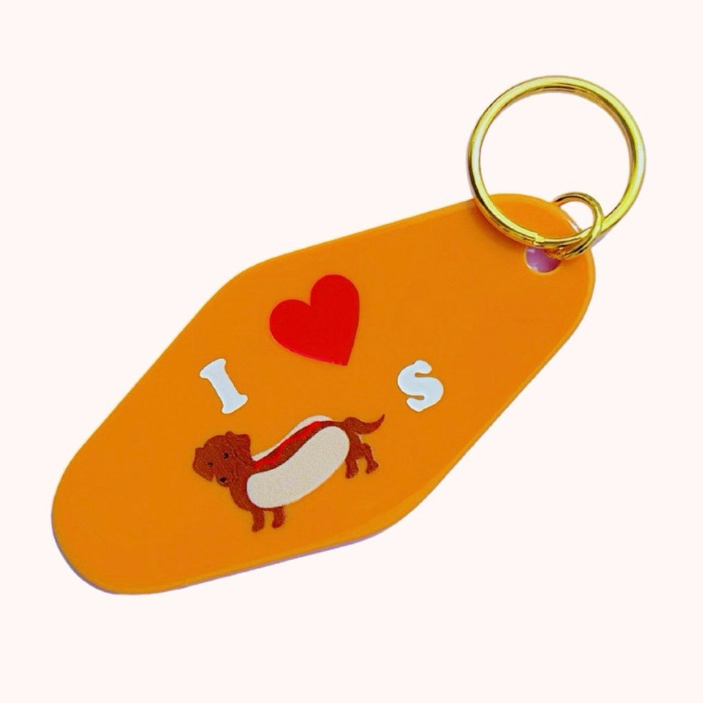 I Heart Weiner Dogs Motel Tag Keychain.