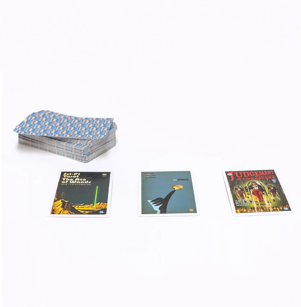 Sci-Fi Tarot Deck contents.