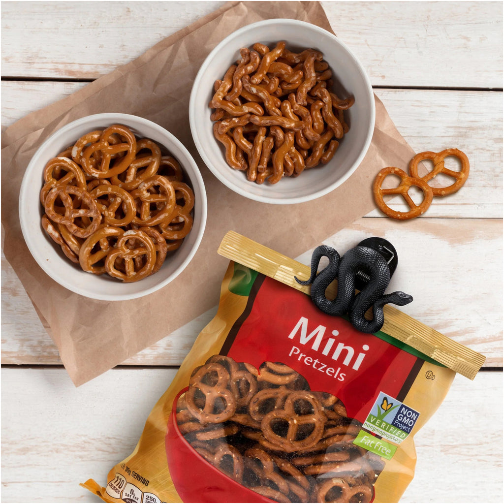 Ssssnack Attack Bag Clips in use.