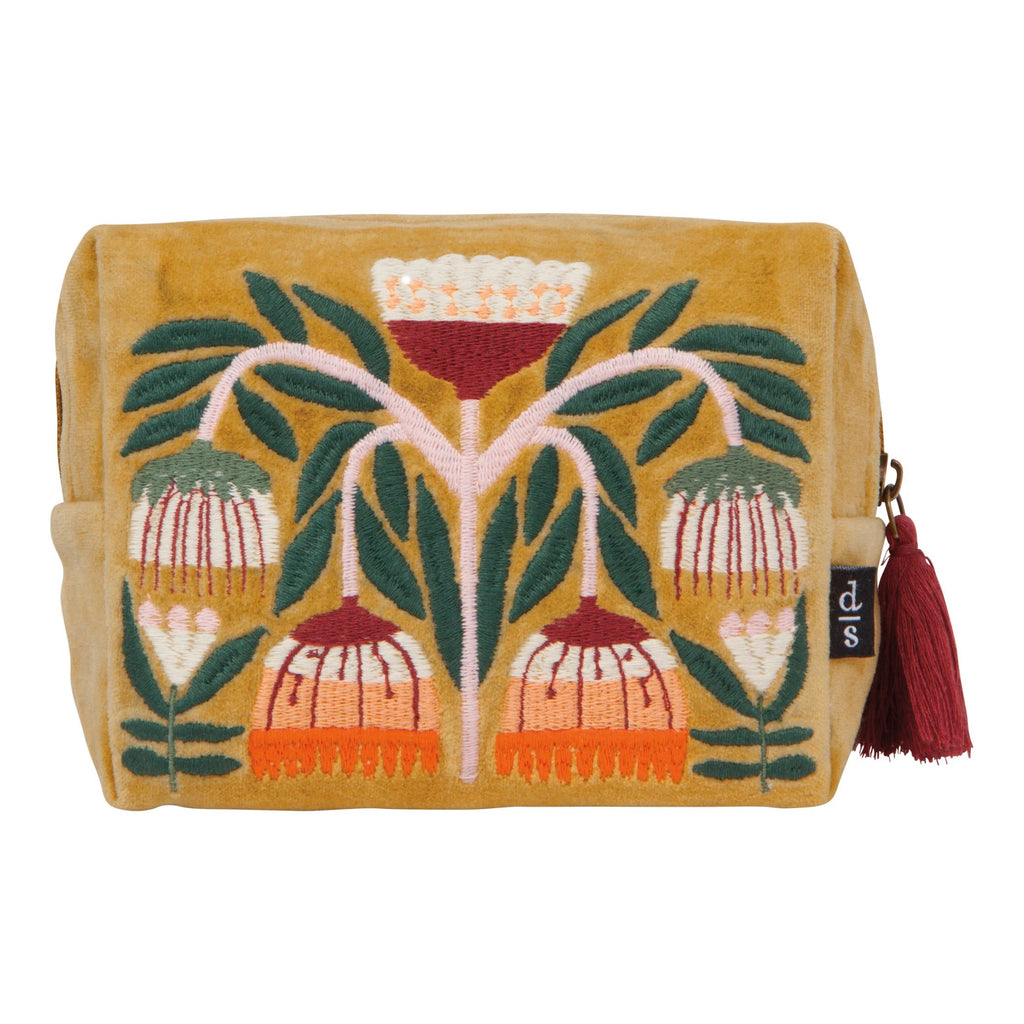 Venus Embroidered Pouch.