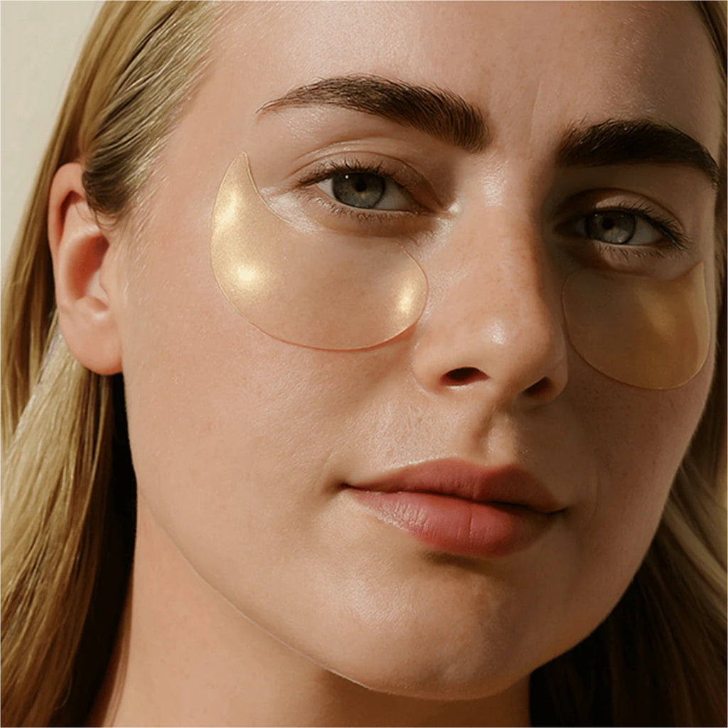 Woman wearing Flashpatch Illuminating Eye Gels Single.