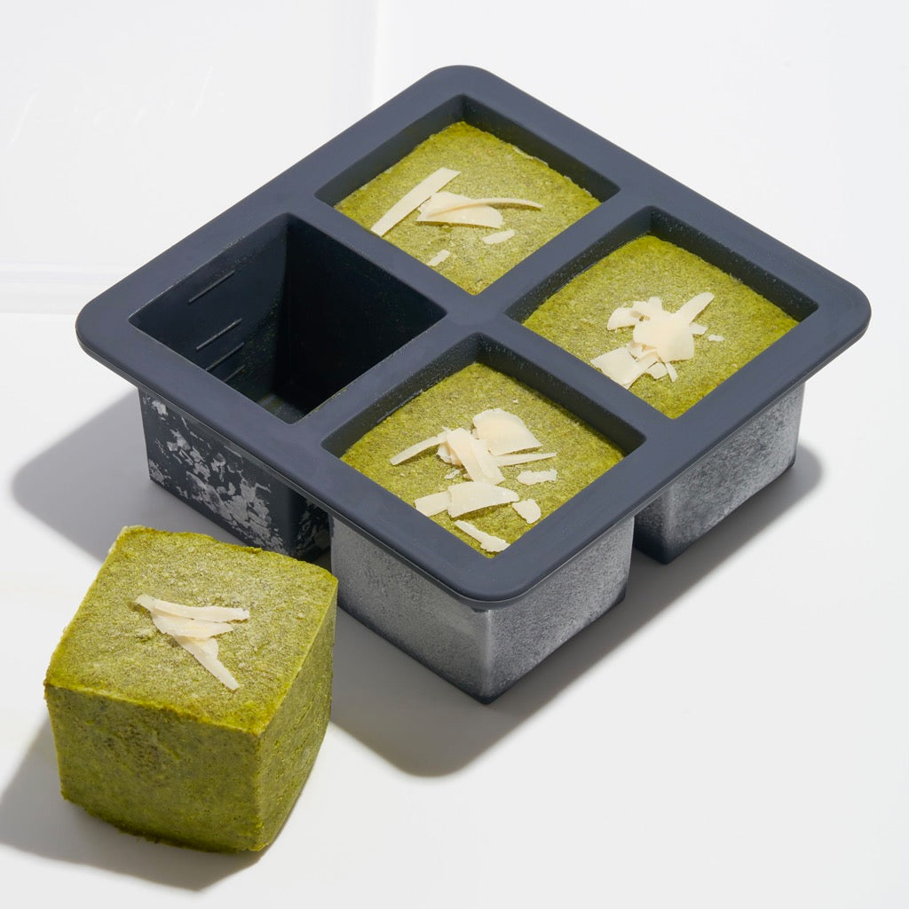 4 Cube Cup Cube Tray Charcoal Lifestyle