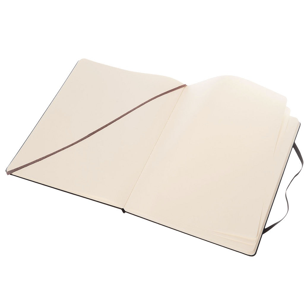 Black Plain Extra Large Hard Cover Classic Notebook | Moleskine – Outer ...