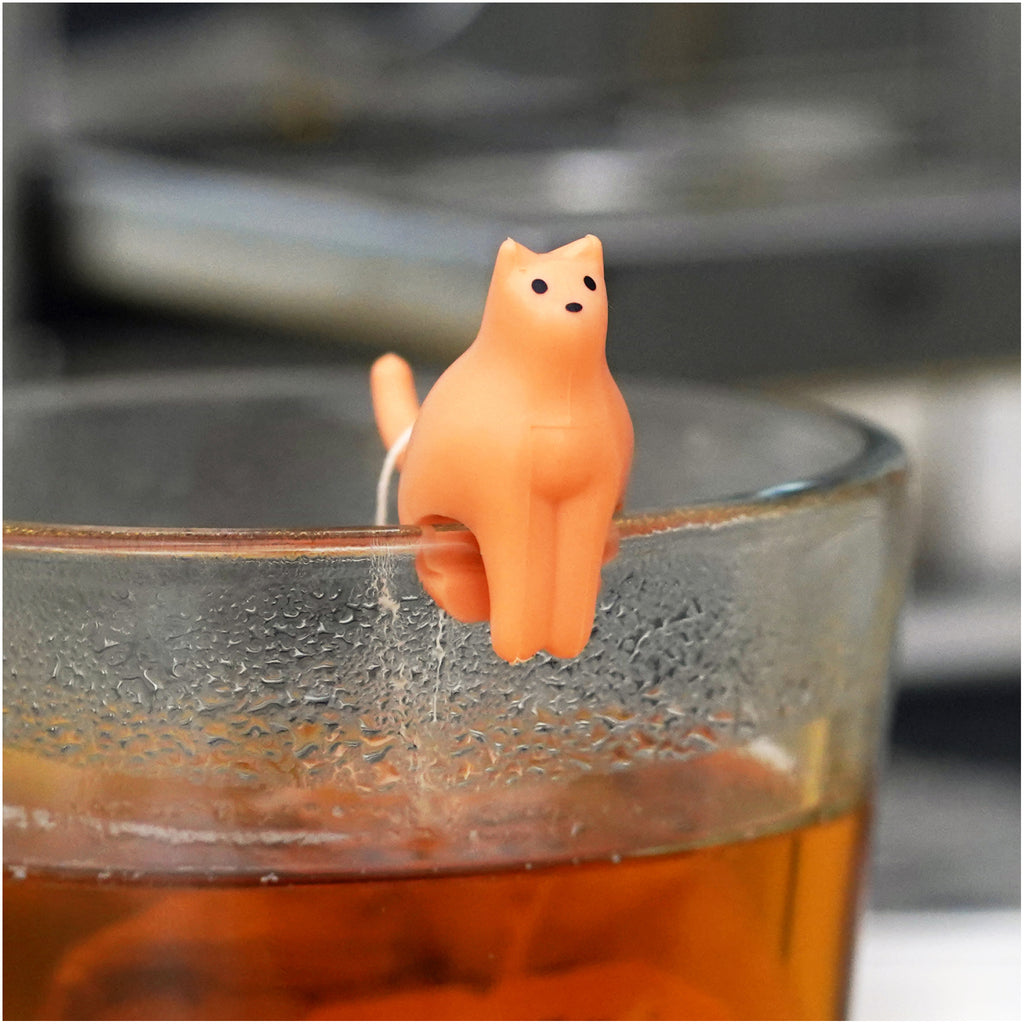 Cat Tea Bag Holder on cup.