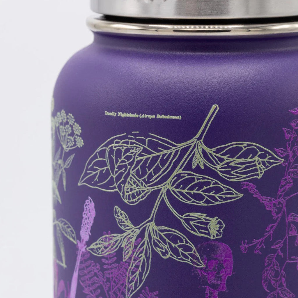 Close-up view of Poisonous Plants 32 oz Stainless Steel Bottle.