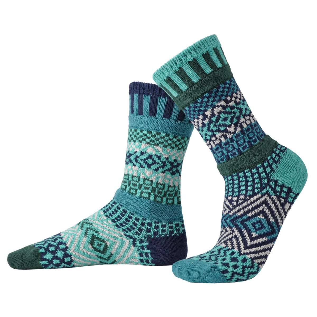 Evergreen Mismatched Crew Socks | Solmate – Outer Layer