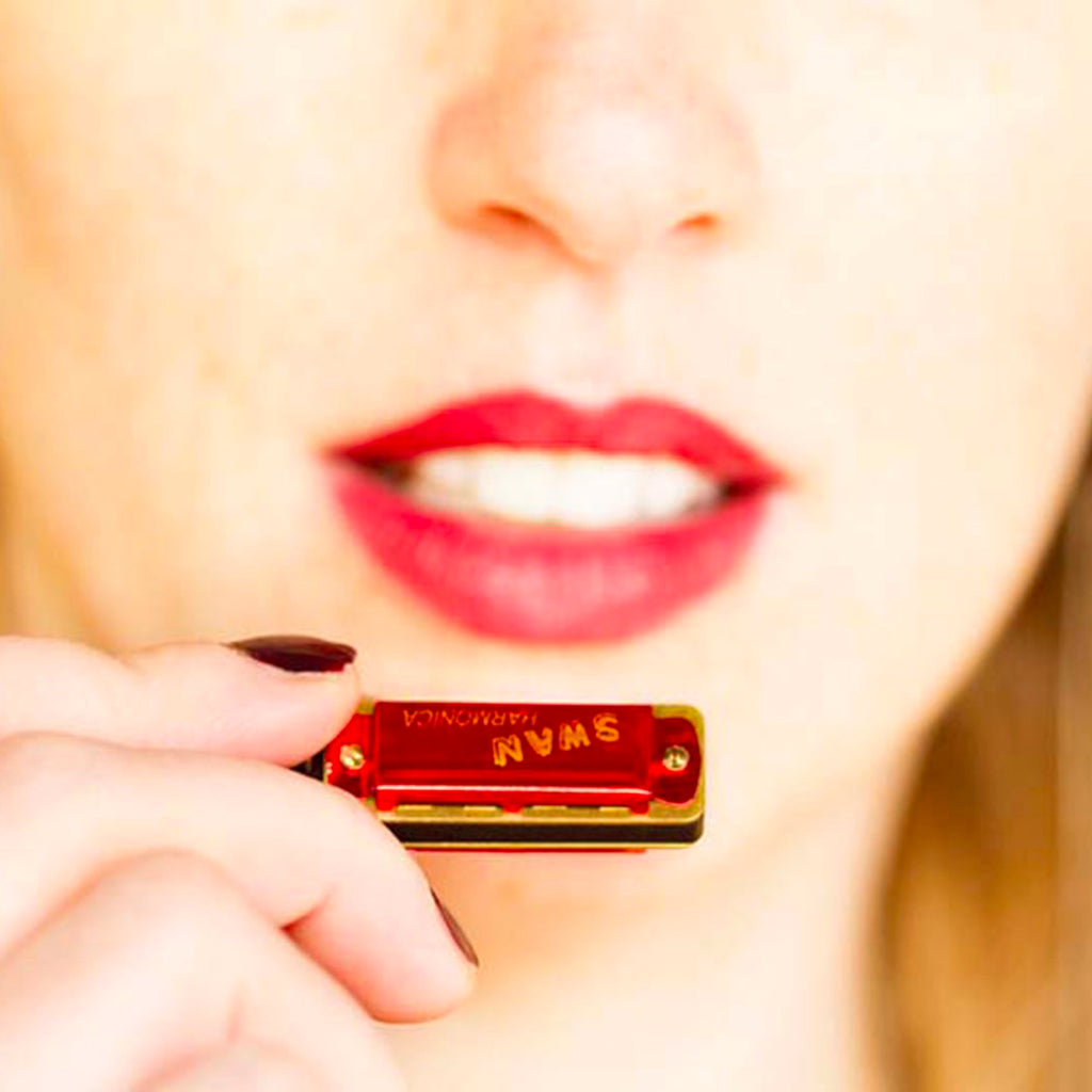 Harmonica Sola Necklace Red.