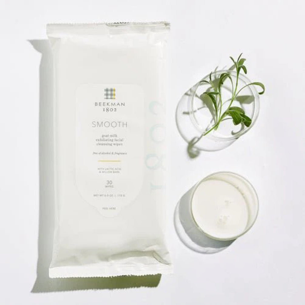 Lactic Acid & Willow Bark Facial Cleansing Wipes with ingredients.