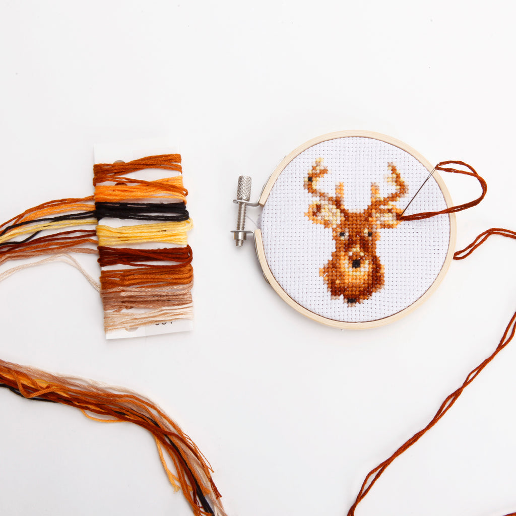 Mini Cross Stitch Embroidery Kit Deer Contents