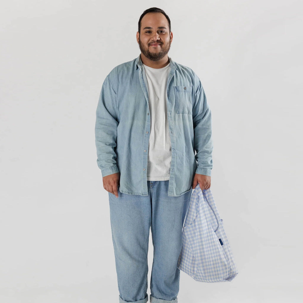 Person using Standard Baggu Blue Pixel Gingham.