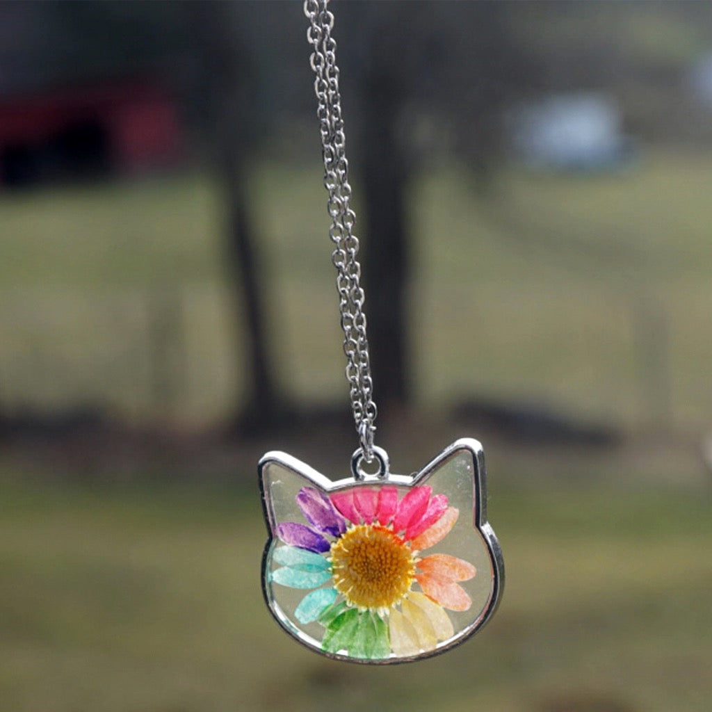 Rainbow Daisy Cat Necklace.