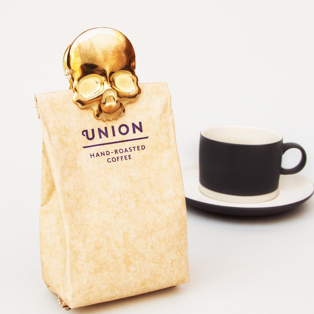Skull Clip on coffee bag.