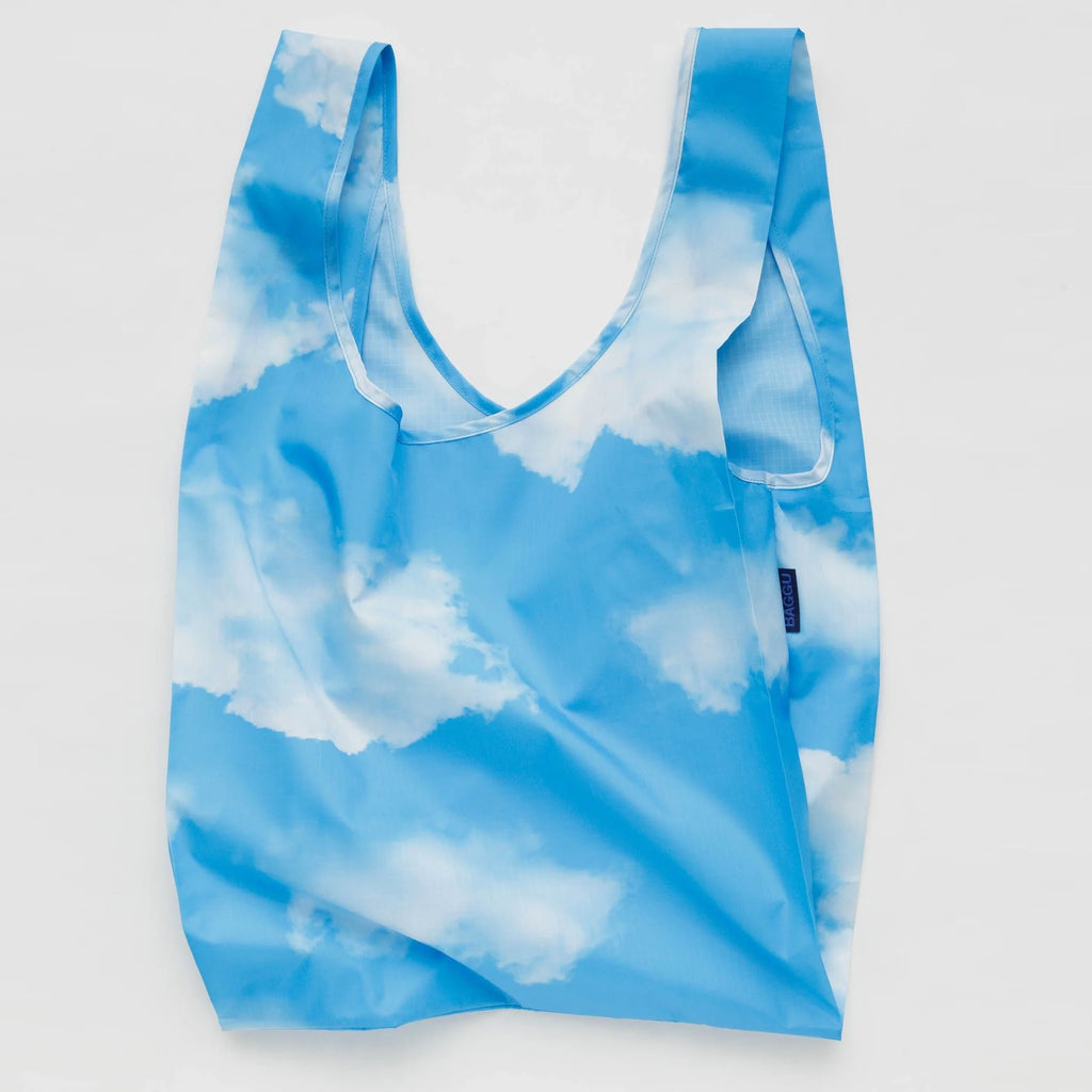 Standard Baggu Clouds.