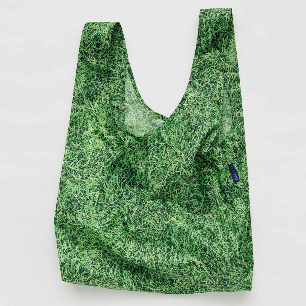 Standard Baggu Grass.