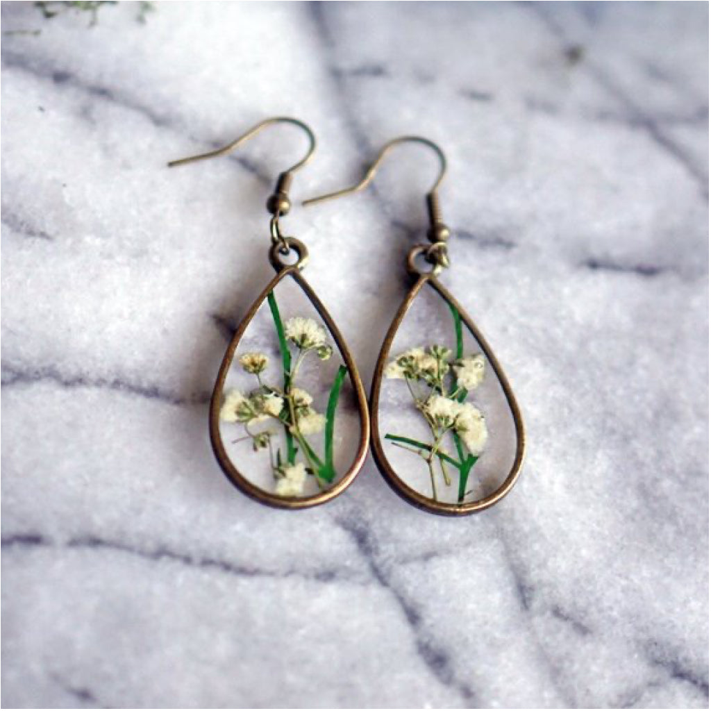 White Flower Pendant Earrings.